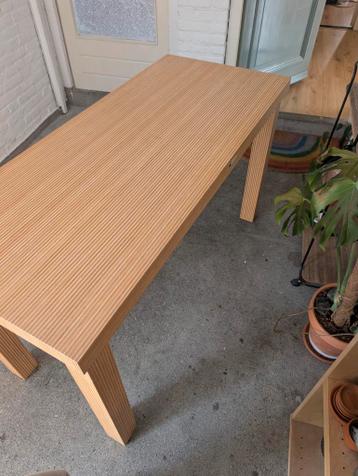 Gratis Bureau 1.40x60 bamboe MOET NU WEG