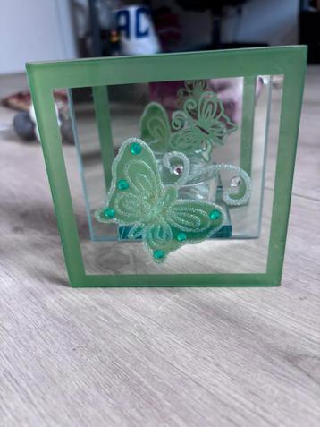 Glazen theelichthouder vlinder gratis ophalen