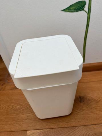 Gratis prullenbak klein wit