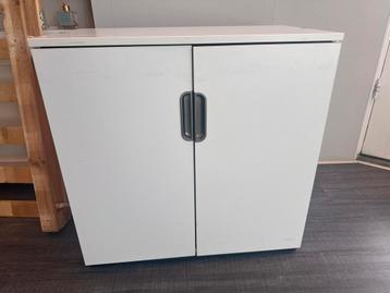 Witte Ikea dossierkast 80x80 cm gratis