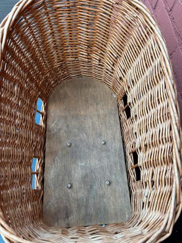 Rieten fietsmand voor kleine hond - Gebruikt