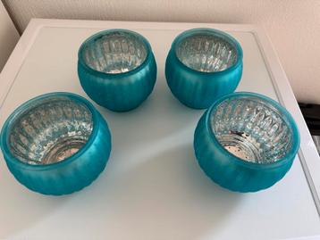 Set van 4 blauwe theelichthouders