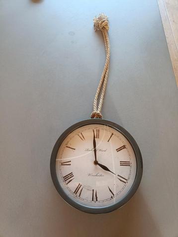 Stijlvolle wandklok met touwophanging - Ø 25cm