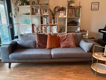 3 persoons grijze bank gratis