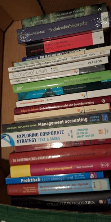 Boeken GRATIS voor studie of rommelmarkt