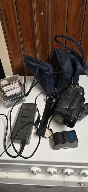 Panasonic videocamera met tas en oplader