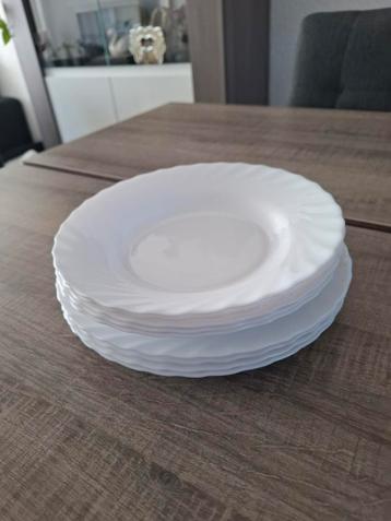 Set van 4 witte platte borden 5 diepe borde met spiraalrand