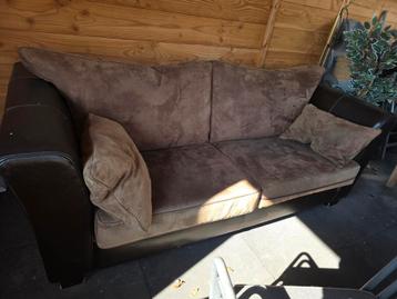 2 en 3 zits bank GRATIS