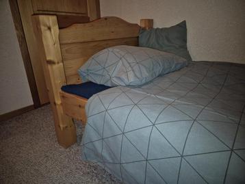 Bed grenen 1 persoons incl.lattebodem / niet verstelbaar