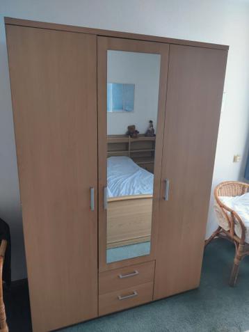 Slaapkamerkast