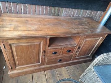 Gratis teakhouten dressoir