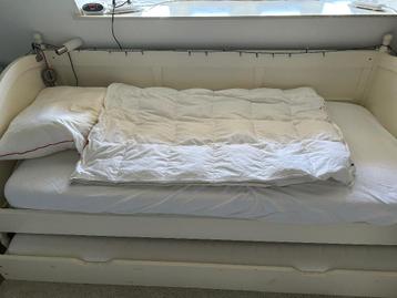 Eenpersoonsbed met bedlade