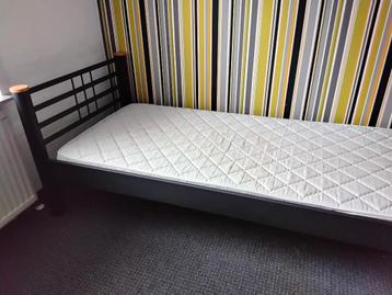 DICO stalen ledikant matrasmaat 210 x 90 cm