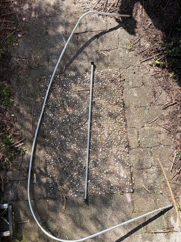 Gratis: Gazelle Cabby huifstangen rechts en dwars