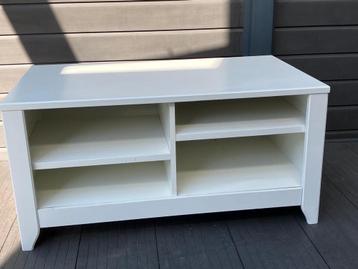 Wit tv-meubel met opbergvakken