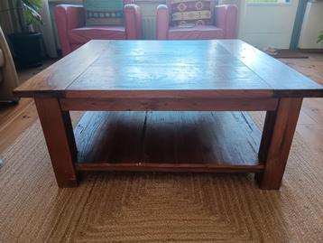 Gratis houten salontafel ophalen voor 29 maart