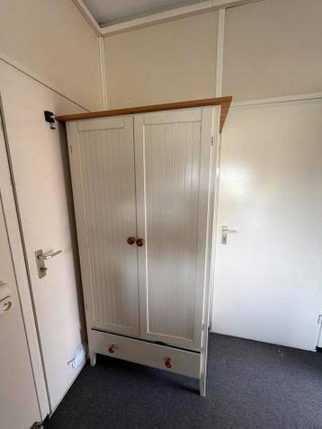 Kledingkast 190 cm hoog - goed gebruikt, netjes