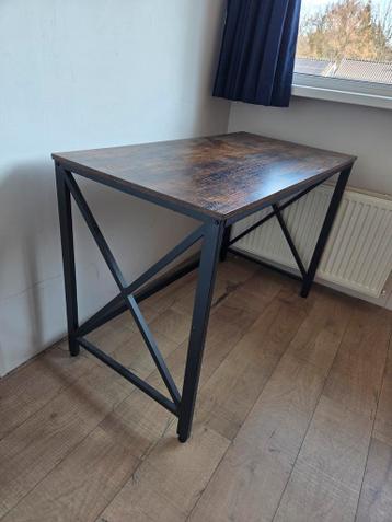Gratis af te halen: Bureau 115x60