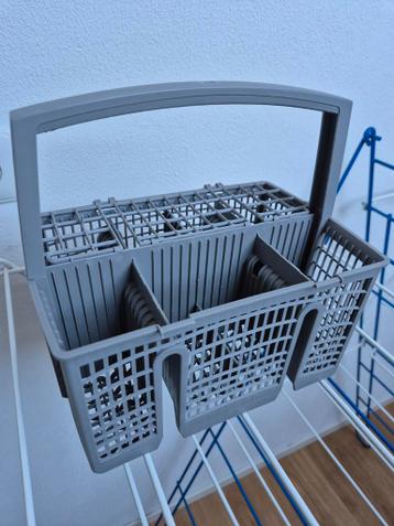 Gratis bestekmandje voor in de vaatwasser