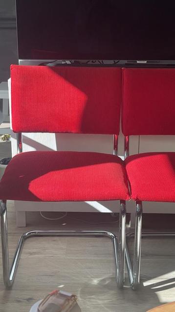 Rode eetkamerstoelen