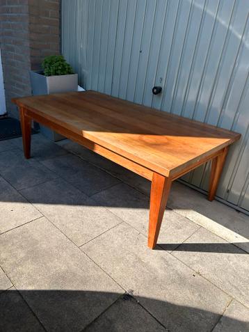 Robuuste Teakhouten Salontafel - Perfect voor uw Woonkamer