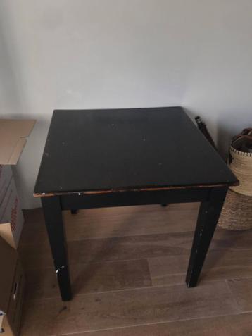 bureau / tafel (gratis afhalen!)