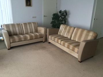 2 en 3 zitsbank gratis op te halen!