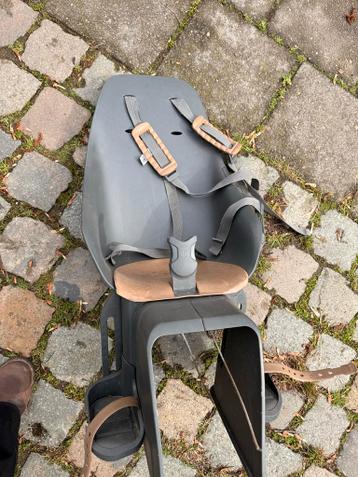 Gratis Gebruikt Bobike fietszitje voor kinderen