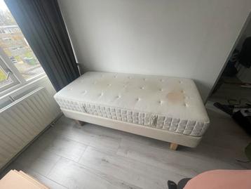 Gratis af halen: IKEA Sultan Hyllestad matras/bed (90x200)