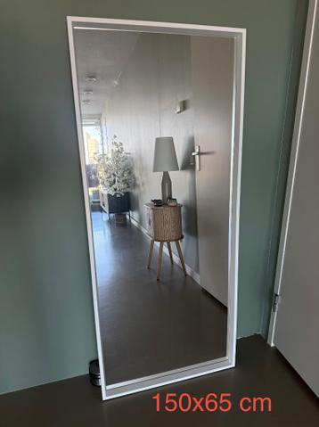 Wand spiegel IKEA met wit frame 150x65