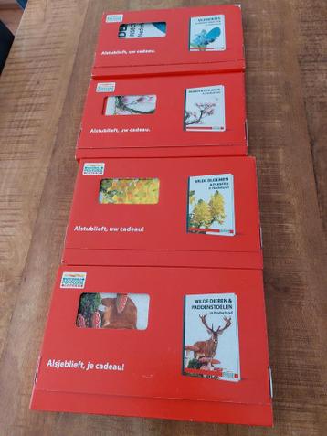 4 boeken  vlinders, bomen, bloemen,  dieren