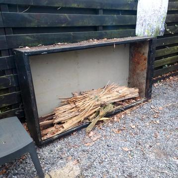 Gratis grote metalen kast - Ideaal voor opslag