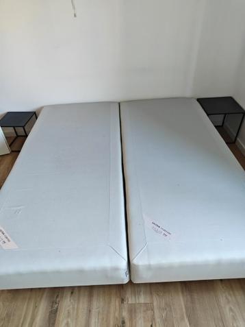 Gratis Boxspring onderstel 2x 90x200 (totaal 180x200)