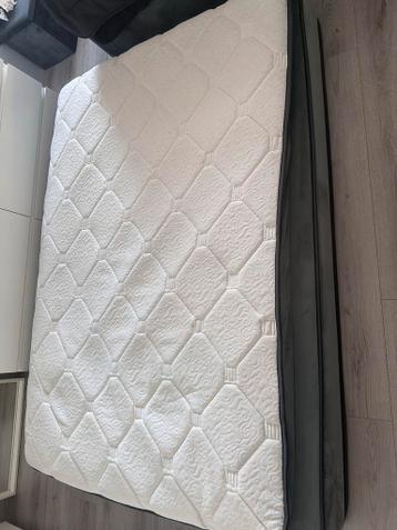 Gratis ophalen Matras 140x200