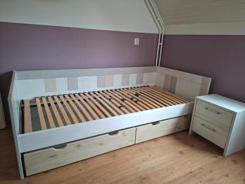 GRATIS op te halen, eenpersoonsbed.