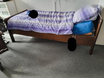 1 persoons bed. Elektrische verstelbaar.