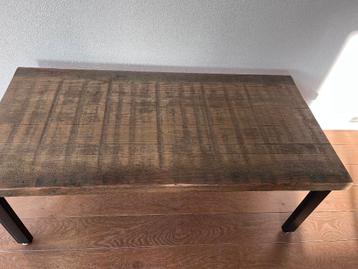 Salontafel met steenschot blad