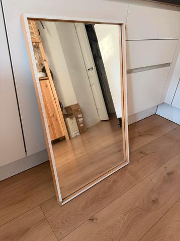 Stijlvolle spiegel 50x80cm met houten frame
