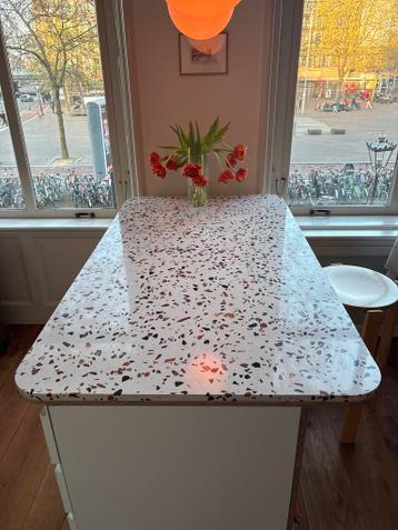 Gratis Terrazzo Keukenblad met Scheur - Ophalen Amsterdam