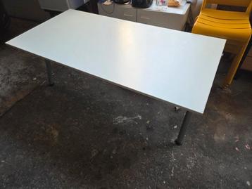 Wit bureau - GRATIS - ideaal voor thuiswerk of kantoor