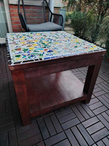 Tafeltje met mozaïek 60x60, hoog 50 cm