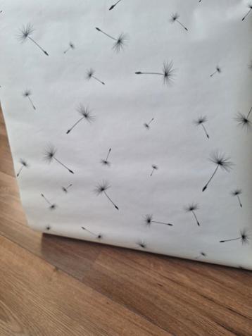 Behang met paardenbloem pluizen patroon