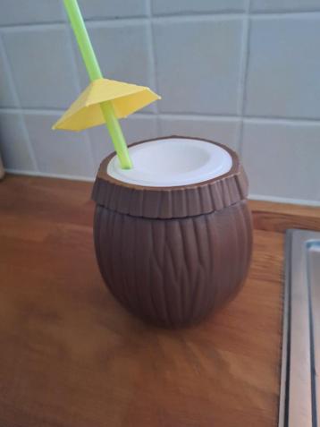 Kokosnoot Beker met schroefdop en rietje