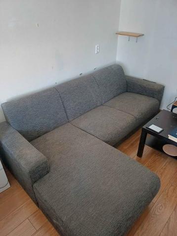 Sofa (Free)
