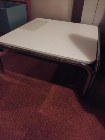 Tafel 98x34 cm.