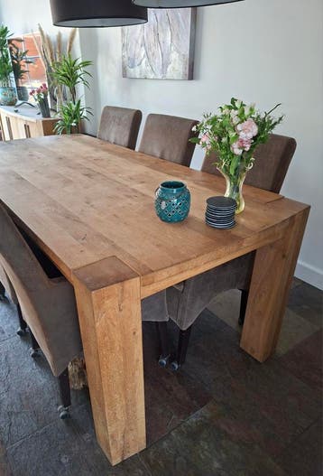 GRATIS !! Massief eikenhouten eettafel 220x100 cm