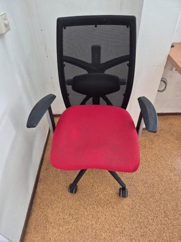 Bureaustoel rood met zwart gaas