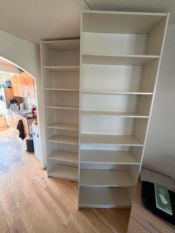 2 IKEA Billy boekenkasten 80x200 cm met opzetstuk - Gratis