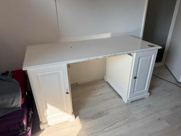 GRATIS: Werkbureau 165x45cm