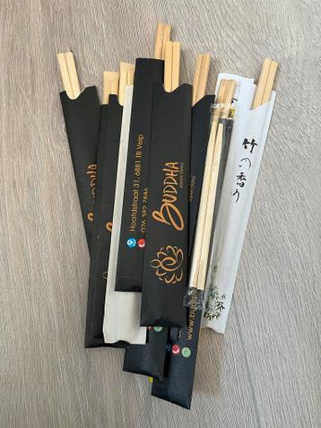 13 setjes eetstokjes, nieuw en ongebruikt